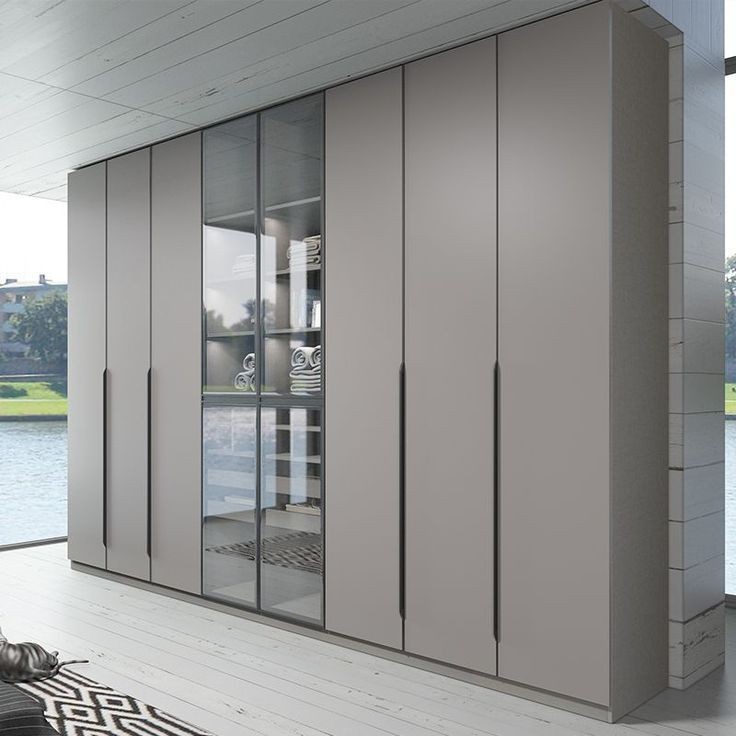 Hinged wardrobe